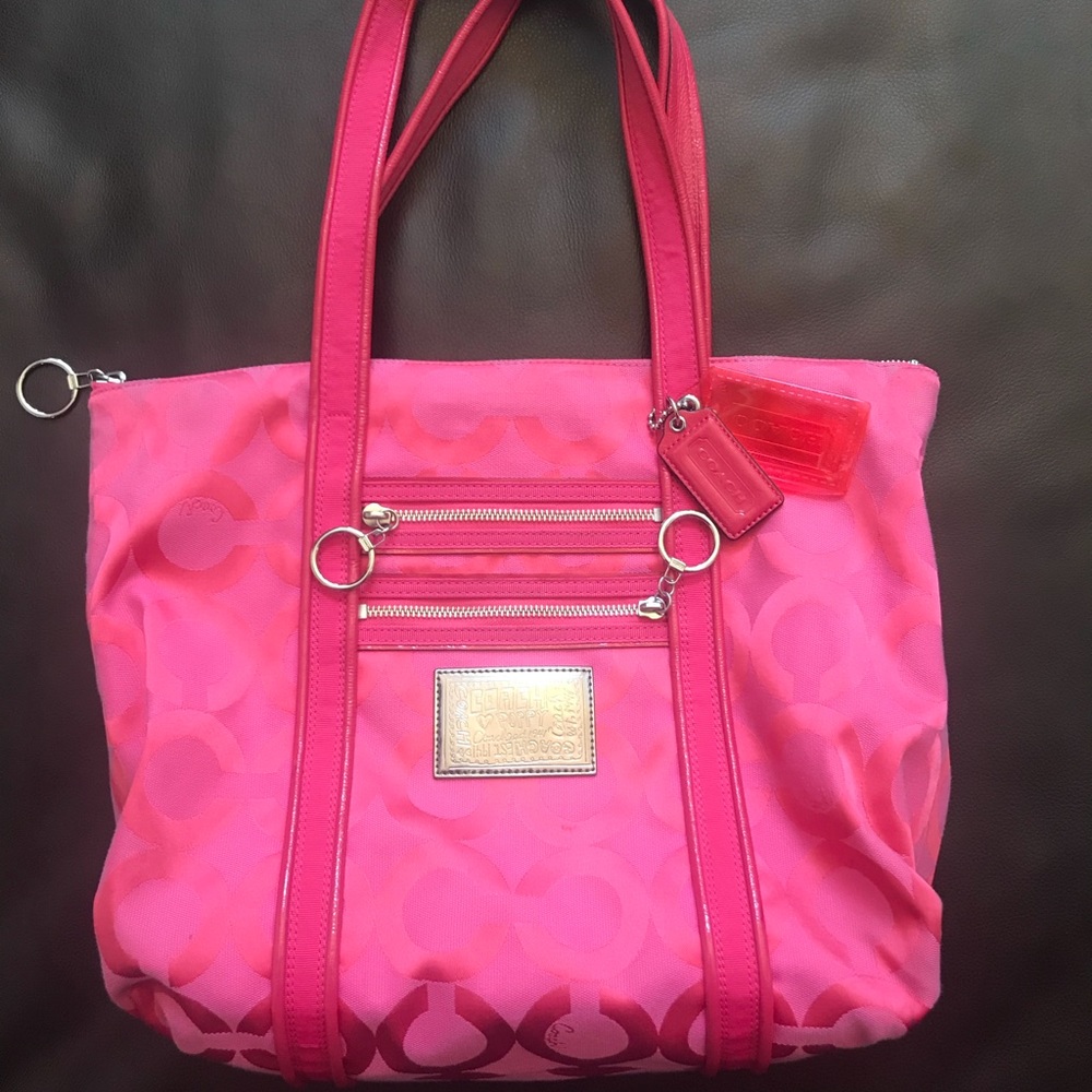 Coach Poppy Signature Purse